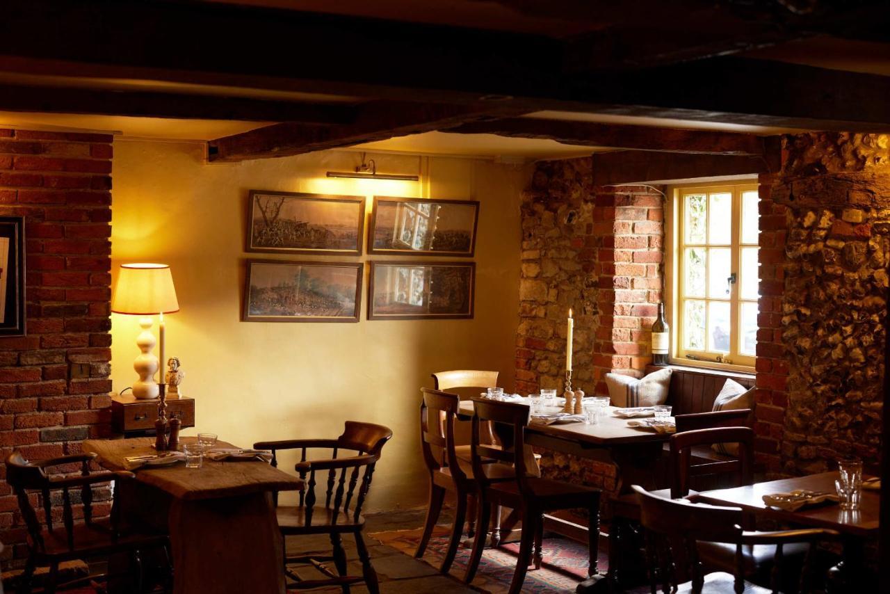 The Queen'S Head Broad Chalke Eksteriør billede